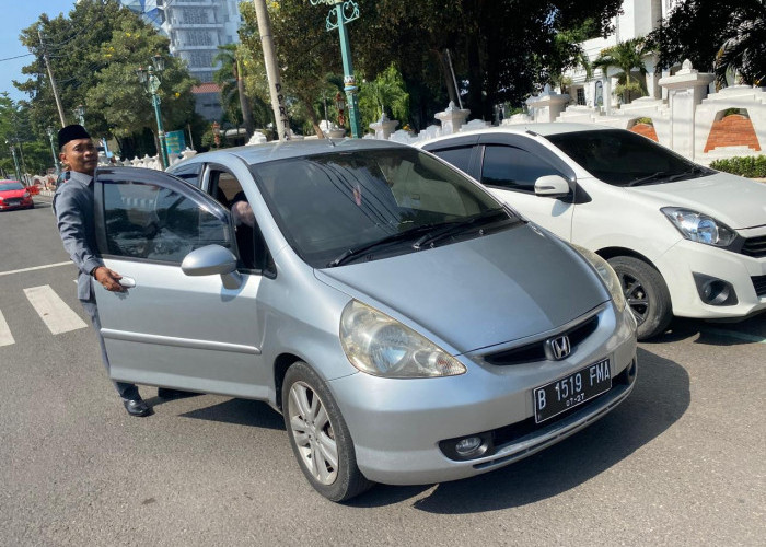 Mobil Ditarik, Komisioner KPU Tanpa Mobil Dinas 