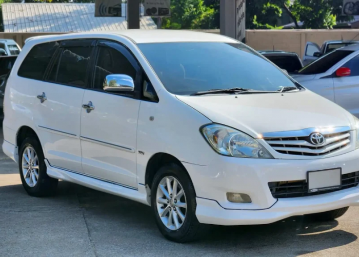 Bukan Sekadar MPV Lawas, Innova Bensin 2010 Punya Torsi 190 Nm, Suspensi Nyaman dan Tangki 55 Liter