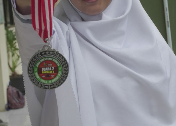 Laila, Juara Panahan Tingkat Provinsi Yang hafal 30 Juz
