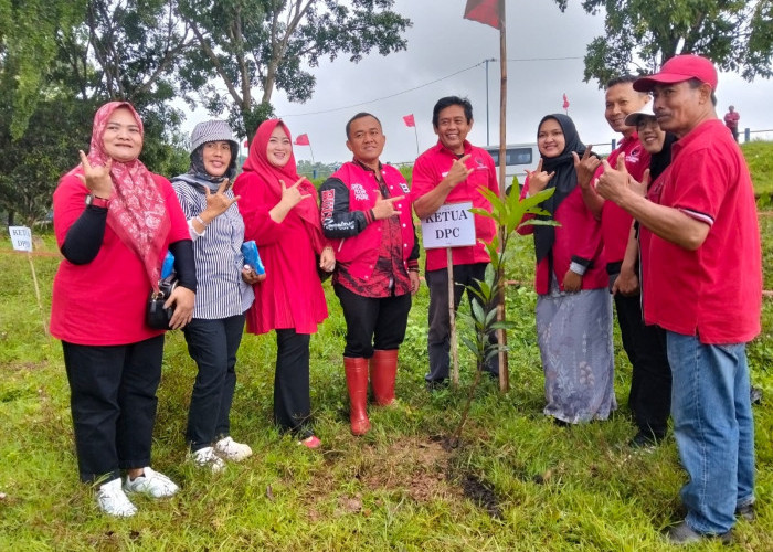 Memperingati HUT ke-79  Megawati, Tanam Pohon  hingga Tebar Benih Ikan 