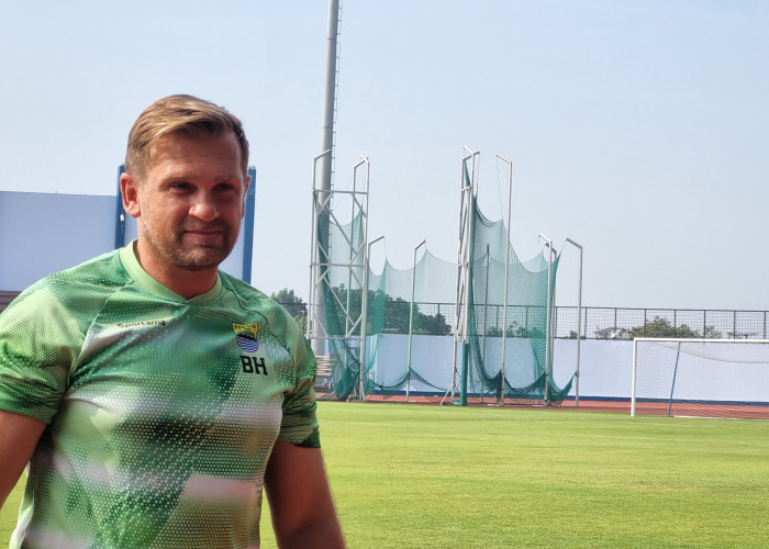 Dari Asisten Jadi Pelatih Utama, Igor Tolic Siap Bawa Persib Bersaing Musim Depan 
