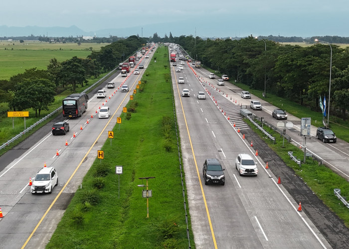 Update Tol Cipali Sore Ini: 48 Ribu Kendaraan ke Jakarta, Contra Flow Dimulai