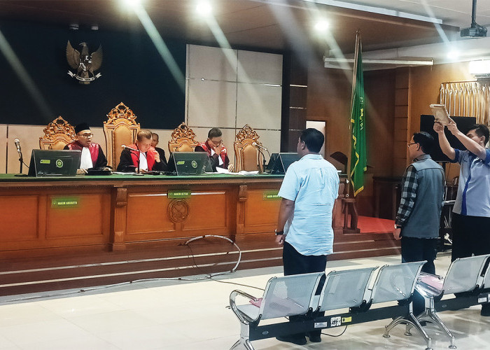 Eman Bupati Majalengka Terpilih Bersaksi di Sidang Kasus Korupsi Pasar Cigasong