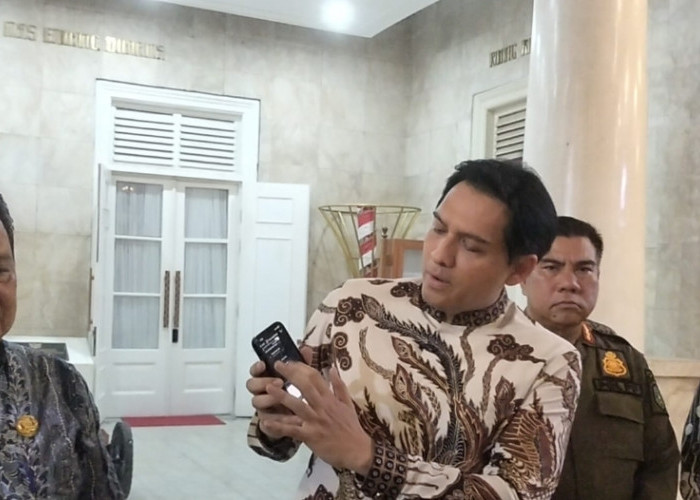 Aksi Demo Berujung Anarkis di Indramayu, Lucky Hakim: Fasilitas Umum Dirusak Harus Diganti!