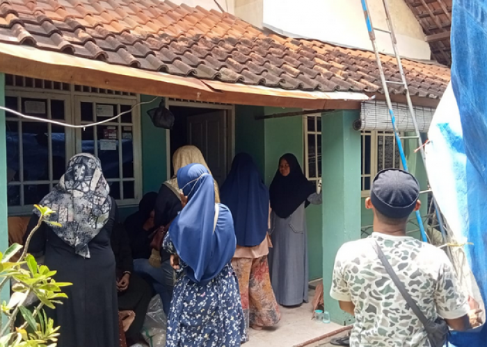 Suasana Rumah Duka Korban Kecelakaan Maut di Samadikun Kota Cirebon, Keluarga Berharap Ada Proses Hukum
