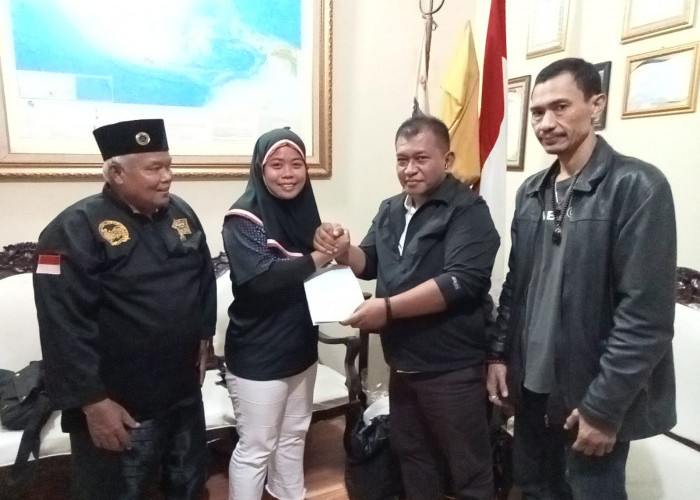 Mika Prorina, Pesilat Laskar Macan Ali Siap Berlaga di Garut, Targetkan Juara