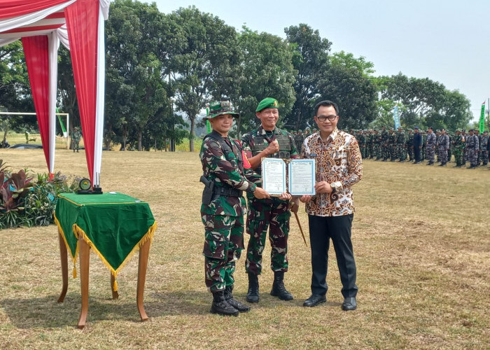 TMMD ke-121 Resmi Ditutup oleh Pangdam III Siliwangi 