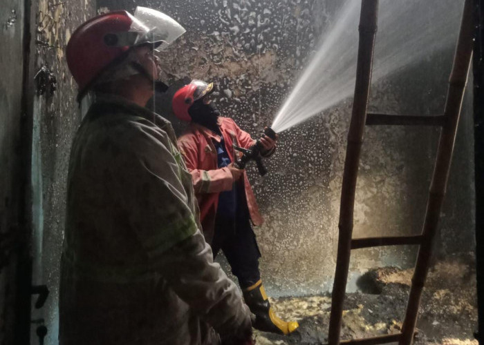 Jelang Malam Minggu, Satu Unit Rumah di Ciperna Kebakaran, Begini Nasib Penghuninya 