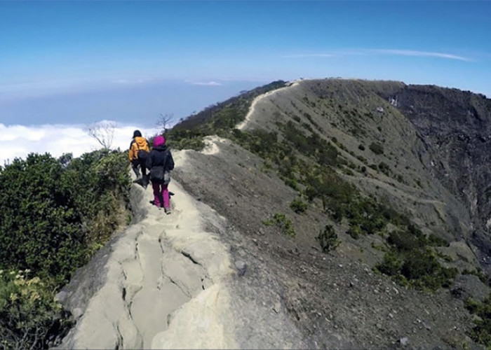 Pendaki Gunung Ciremai Hilang Bukan Pertama Kali, Tahun Lalu 8 Orang Sampai Bikin Heboh