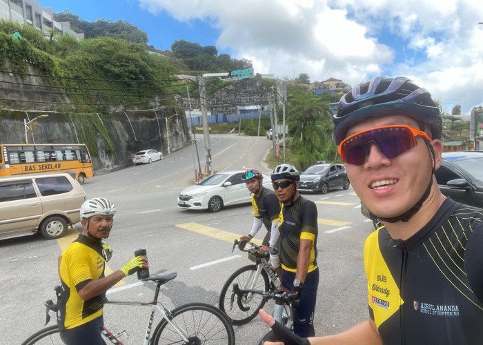 Hari ke-2 Main Sepeda di Malaysia, Tercerai Berai Mulai Km 10, 'Gowes Mempersatukan, Tanjakkan yang Memisahkan