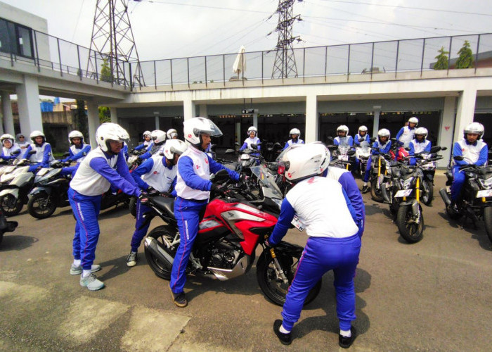 DAM Gelar Pelatihan Safety Riding untuk SMK Negeri 4 Tasikmalaya  