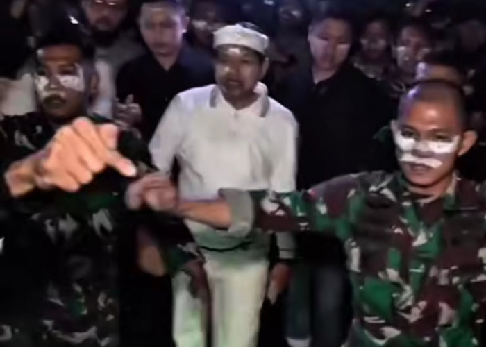 Dedi Mulyadi Turun Tenangkan Emosi Massa di Bandung, Sempat Diteriaki Pengalihan Isu