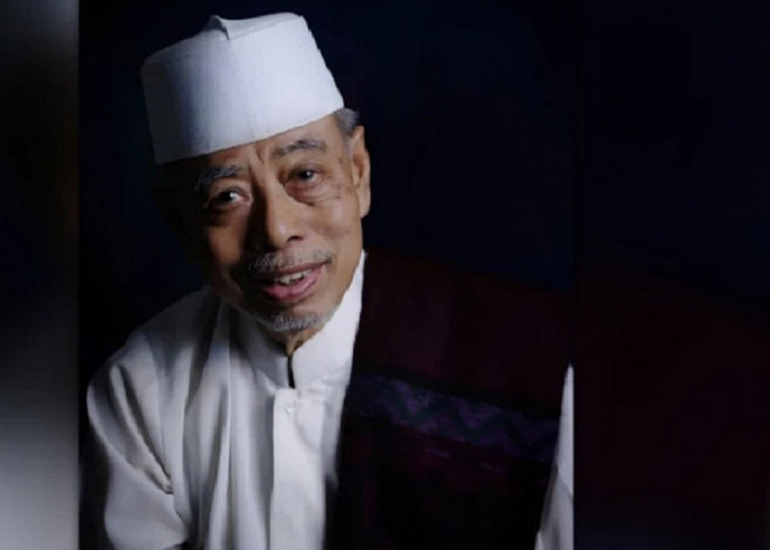 Innalillahi Wainna Ilaihirajiun, Sesepuh Pondok Buntet Pesantren Cirebon KH Hasanuddin Kriyani Wafat