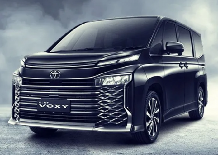 Harga Bekas Toyota Voxy 2017-2022 Turun, MPV Premium Captain Seat Nyaman dengan Fitur Mewah Masih Layak Diburu