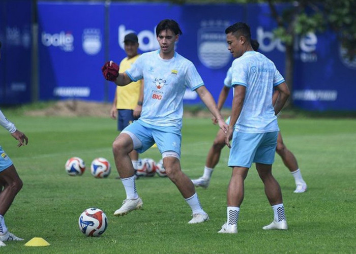 Persib Dapat Suntikan Energi: Dedi Kusnandar Comeback, Jadwal Liga Diubah Demi ACL 2