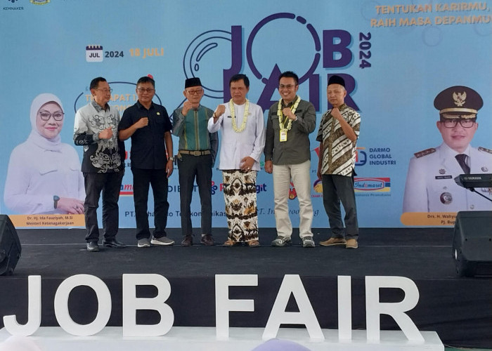 Disnaker Gelar Job Fair di Gegesik Gandeng Perusahaan, Buka 1.139 Lowongan Pekerjaan 