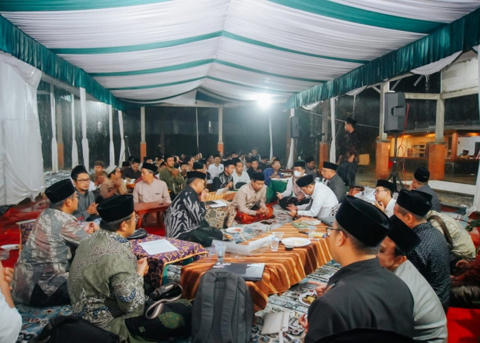 Heboh Wacana Emas 14 Karat untuk Nisab Zakat Profesi, Hasil Bahtsul Masail PWNU Jabar Ungkap Risikonya