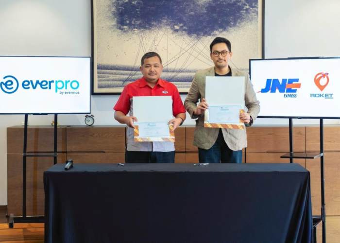 JNE Kembangkan Layanan Kurir Instan Roket Indonesia untuk Dukung UMKM
