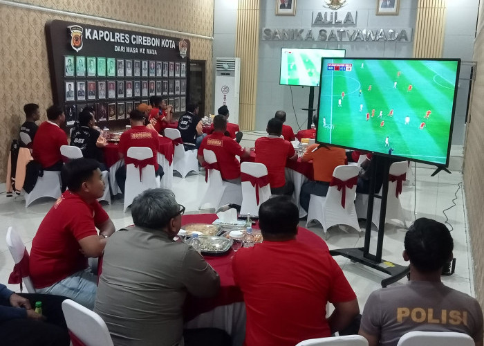 Dukung Timnas, Polres Ciko dan Pokja Media 851 Polres Ciko Kompak Nobar China vs Indonesia