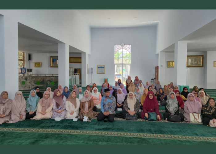 DWP Kota Cirebon Peringati Maulid Nabi Muhammad, Ajak Jamaah Teladani Akhlak Rasulullah di Era Modern