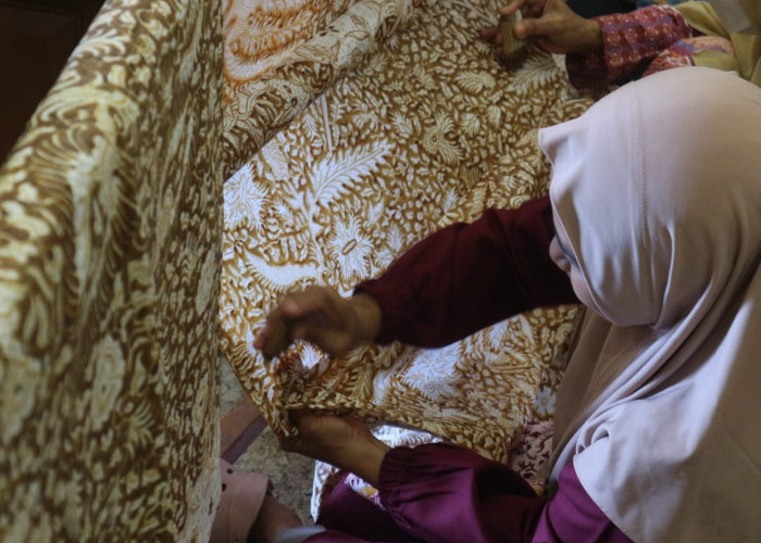 Paoman Art, Lestarikan Batik Indramayu dan Berdayakan Perempuan
