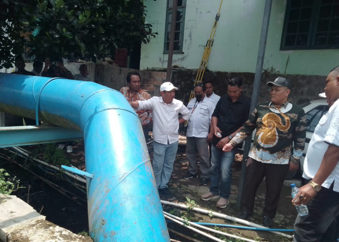 DPRD Desak Bongkar Bangunan Penghambat Sungai Cikalahang