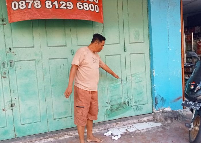 Lansia Kecelakaan di Pasar Kanoman Cirebon, Diduga Hilang Kendali, Nyaris Saja