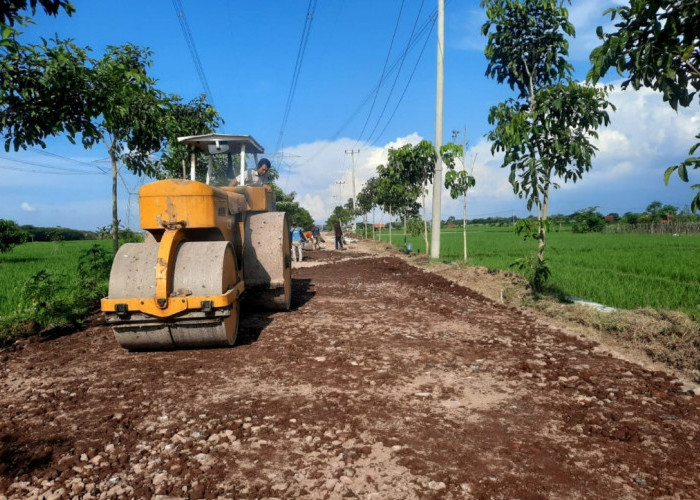 Pemkab Cirebon Perbaiki 23 Ruas Jalan di 2026, Berikut Daftar Lengkapnya