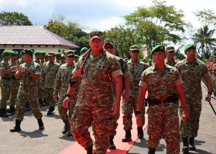Brigjen TNI Agus Bhakti Tinjau Yonif TP 839 Kuningan, Inilah Pesan Penting ke Prajurit