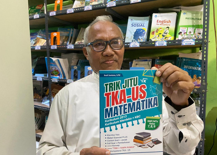 Budi Santoso,  Guru MTsN 2 Cirebon Produktif  Menulis Buku Matematika 'Trik Jitu TKA-US Matematika'
