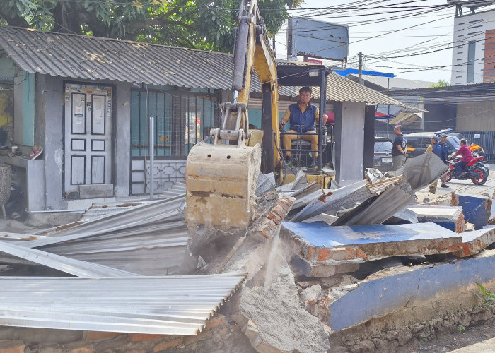 7 Bangunan Dibongkar! Lahan RTH di Jalan Ciremai Raya Cirebon Bakal Disulap Jadi Taman