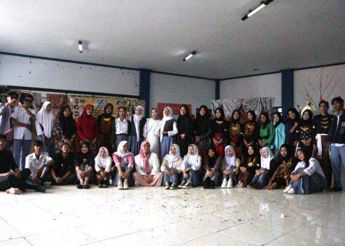 Asah Kreativitas, Mahasiswa PGSD IPB Cirebon Gelar Pentas Seni dan Drama