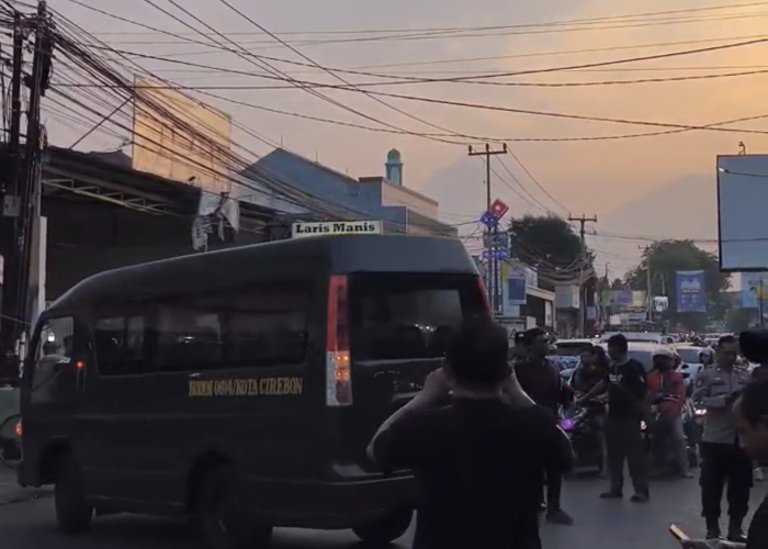 50 Siswa di Kalijaga Cirebon Dirawat di RS Siloam Putera Bahagia Usai Konsumsi MBG