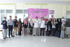 IPB Cirebon Inisiasi Pojok Literasi Desa Sutawinangun, Dorong Transformasi Budaya Baca di Desa