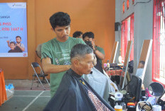 Berdayakan Warga Lokal, PEP Sangasanga Field dan PHSS Gelar Program'CurTis:Cukur Gratis'Jelang Idulfitri 