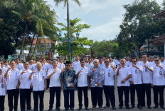 Wali Kota Effendi Edo Lepas Purna Tugas Dirut Perumda Air Minum Tirta Giri Nata dalam Suasana Halal Bihalal