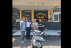 Sudah Pasrah, Warga Majalengka Terharu saat Polisi Kembalikan Motor yang Hilang Dicuri