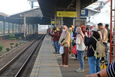 Libur HUT ke-81 RI, 65.643 Penumpang Gunakan Kereta Api di Daop 3 Cirebon