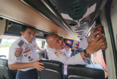 Dishub Kabupaten Cirebon Gelar Ramp Check Armada Bus Jelang Nataru, Inilah yang Mereka Temukan