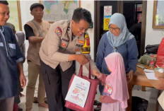 Polisi Santuni Anak Yatim, Bhabinkamtibmas Kejaksan Tebar Kepedulian Sambut Hari Bhayangkara ke-80