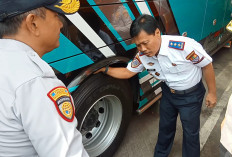 Ramp Check Bus di Terminal Harjamukti, Pemkot Cirebon Pastikan Armada Mudik Lebaran 2026 Aman