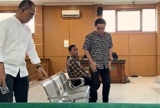 Sidang Gedung Setda Cirebon: Agung, Azis, Andru Saling Bantah, Muncul Chika dan Pinjaman Rp1,1 Miliar