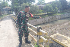 Babinsa Kalijaga Laksanakan Monitoring dan Pengecekan Sungai Kalipacit