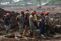 Hari Kedelapan Pencarian Longsor Bandung Barat, SAR Evakuasi 10 Kantong Jenazah