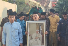 Ribuan Pelayat Antar KH Adib Rofiuddin Izza ke Peristirahatan Terakhir, Tokoh Nasional Turut Berduka