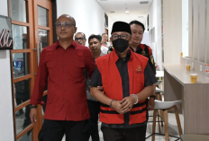 Wabup Indramayu Syaefudin Ditahan Kejati Jabar, Kasus Tunjangan DPRD