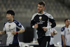 Murah tapi Bernilai Emas, Ajax Amsterdam Tebus Maarten Paes dari FC Dallas