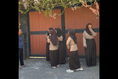 Rumah Viral di Majalengka Mirip Rumah Jokowi, Gerbangnya Jadi Spot Foto Warga
