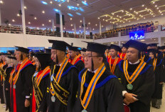 UGJ Mewisuda 749 Lulusan, Bekali Mahasiswa Keterampilan Masa Depan di Era Disrupsi Teknologi