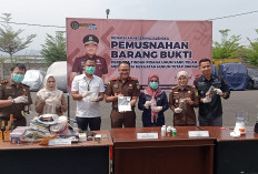 Kejari Majalengka Musnahkan Barang Bukti 28 Perkara Inkrah, Sabu 32,19 Gram Ikut Dimusnahkan